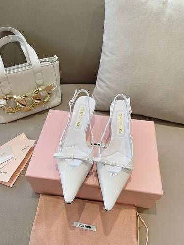 Picture of Miu Miu Shoes Women _SKUfw156248682fw